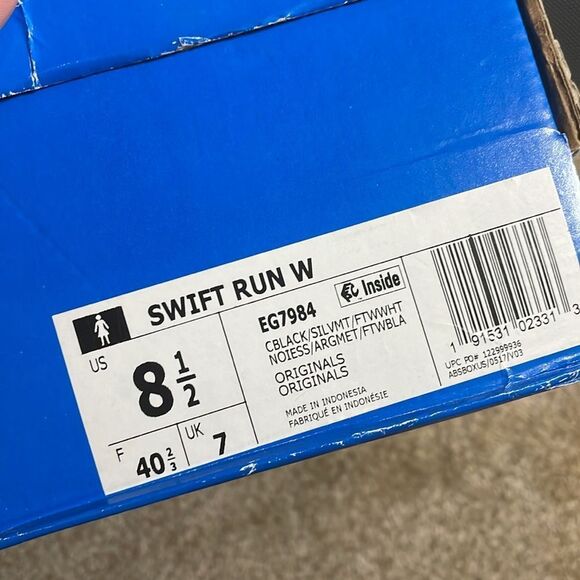 Adidas Women's Swift Run Sneaker | Black/Silver Metallic | size 8.5 - Picture 10 of 10